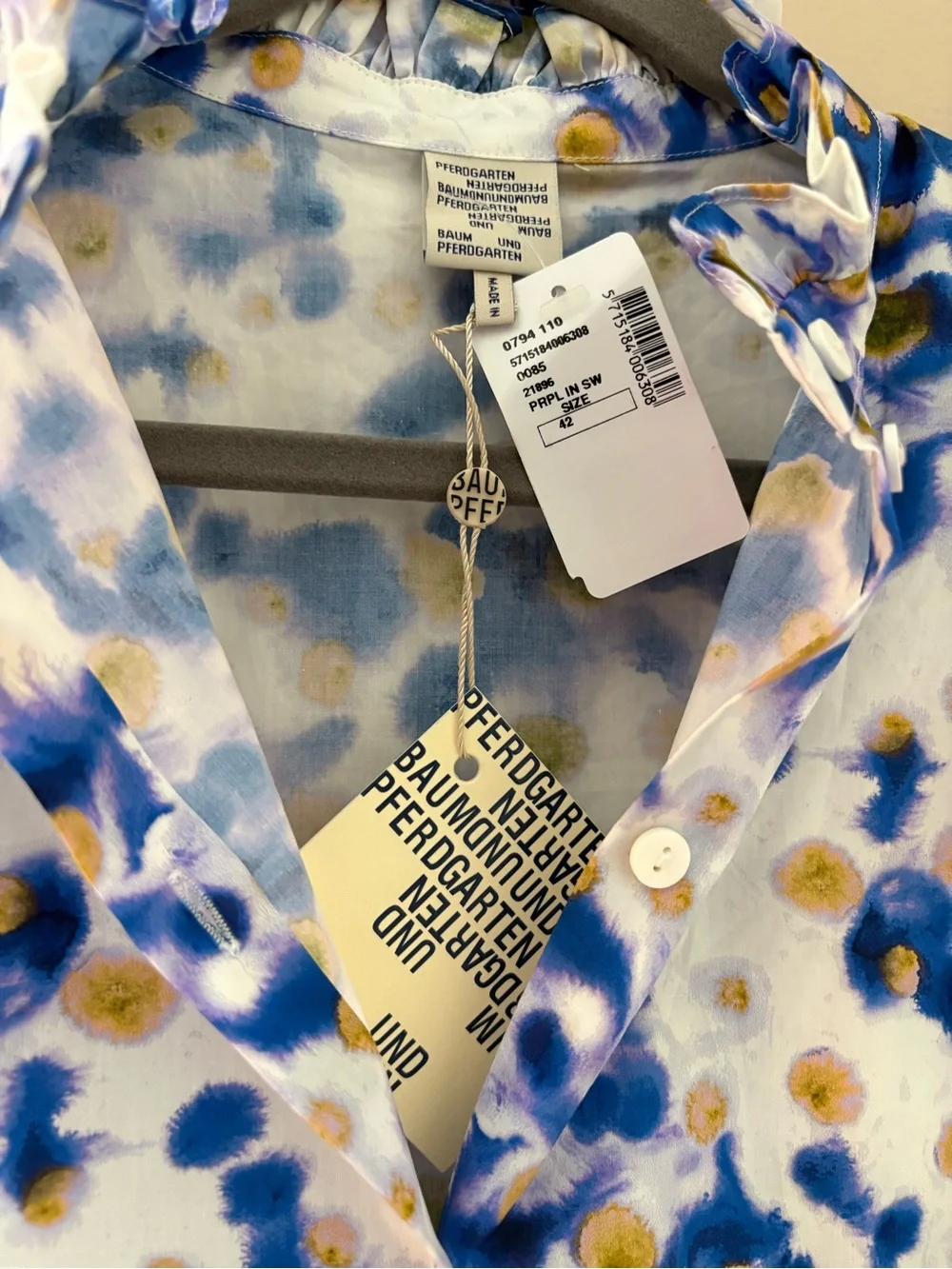 NWT Baum und Pferdgarten Miramar Blouse High Neck Ruffles Blue Gold Sz 42 Large - Picture 2 of 7